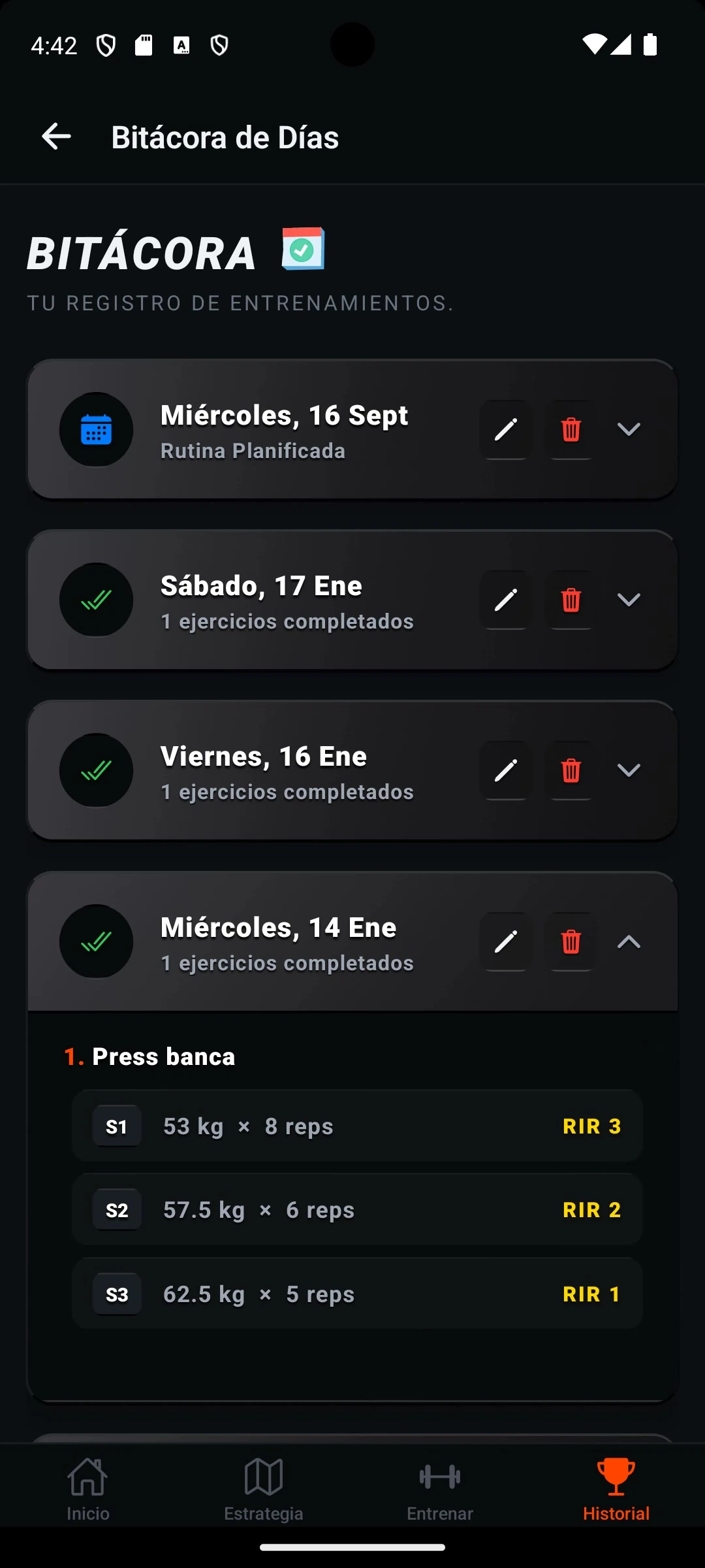 Bitácora con la sesión Miércoles 14 Ene expandida y tres series de Press banca con kilos, repeticiones y RIR.